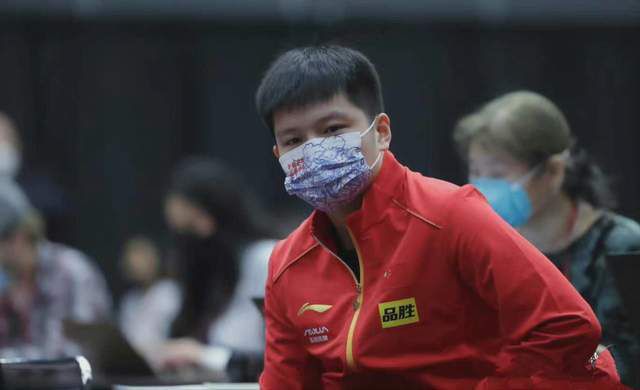 泳裤战士