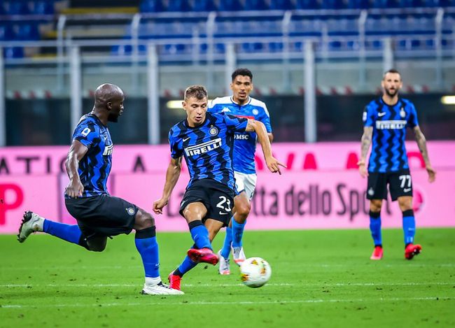 在线丝袜一区